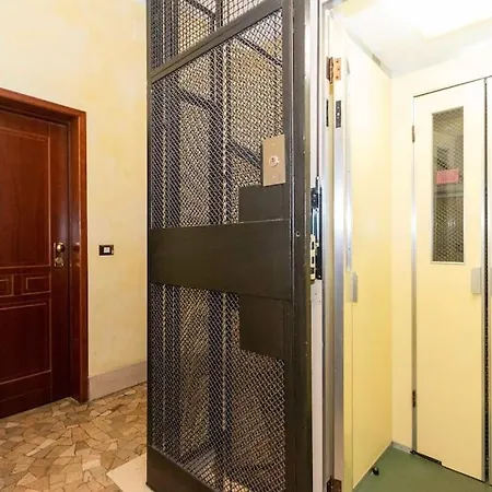 Il Nido Del Centro Storico-a Due Passi Dai Navigli E Dal Duomo 아파트