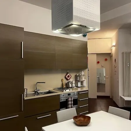 Apartament Il Nido Del Centro Storico-a Due Passi Dai Navigli E Dal Duomo *